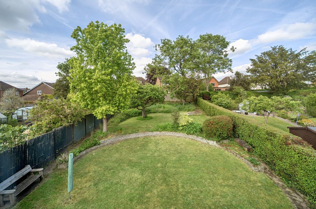 Property photo 2 of 25 1454105-18-6A0F38...