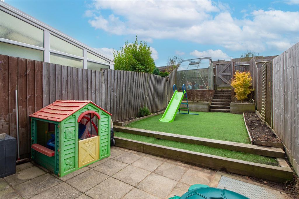 Property photo 3 of 13