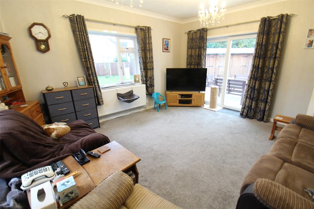 Property photo 3 of 13