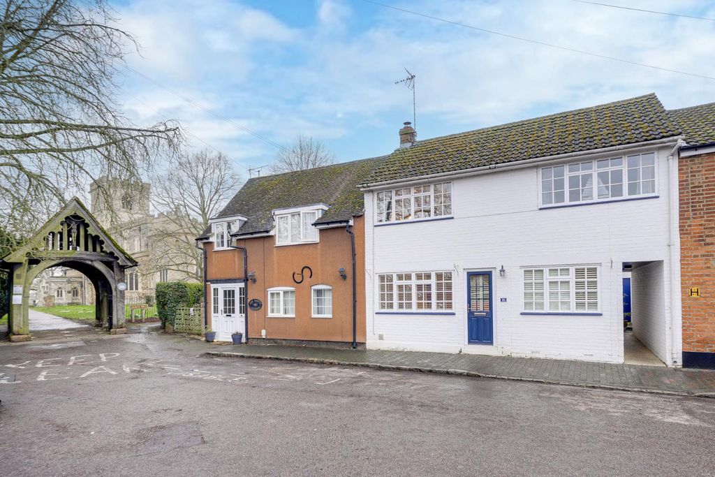 Property photo 1 of 23