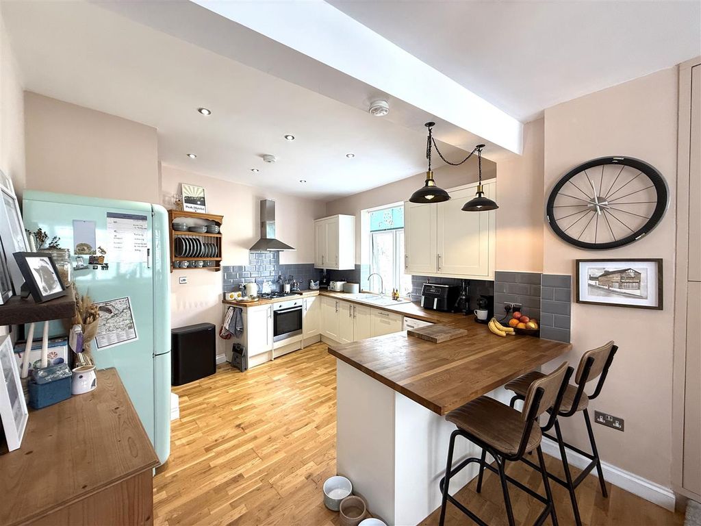 Property photo 2 of 22 Old Post Office 20.Jpg