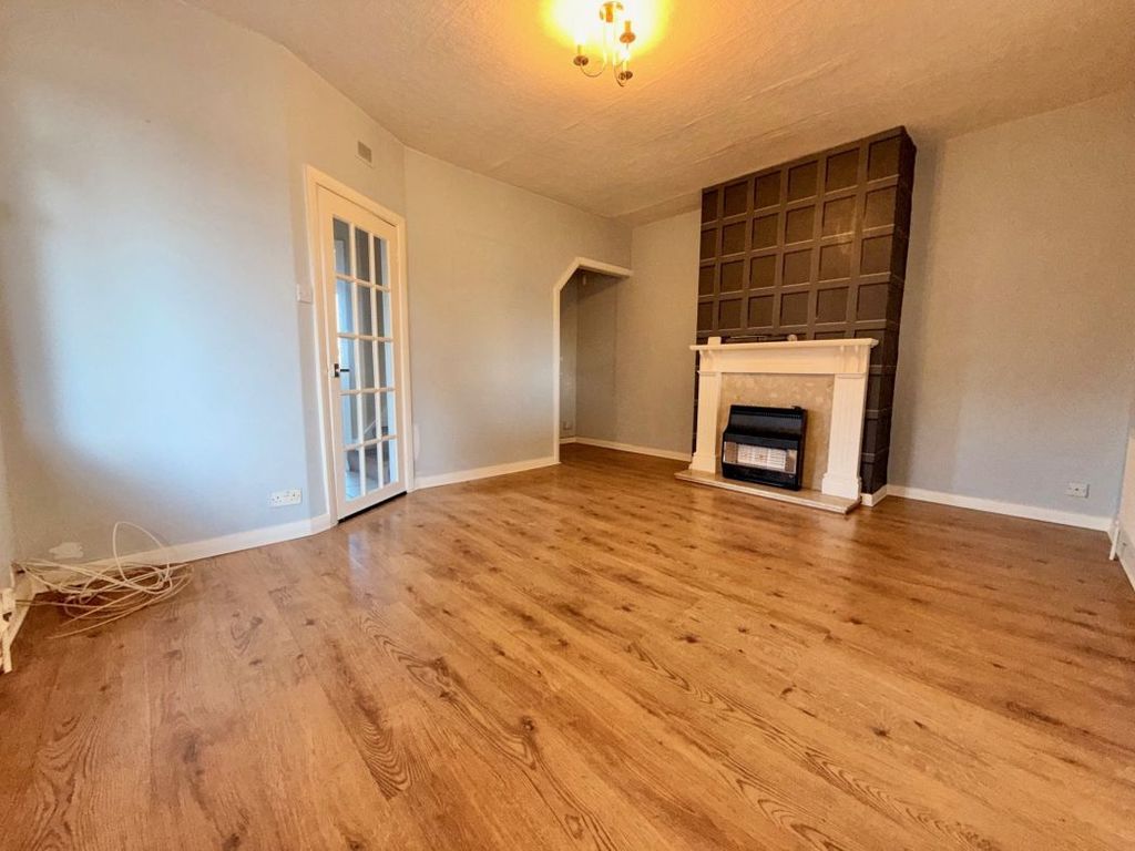 Property photo 2 of 12 Lounge/Diner