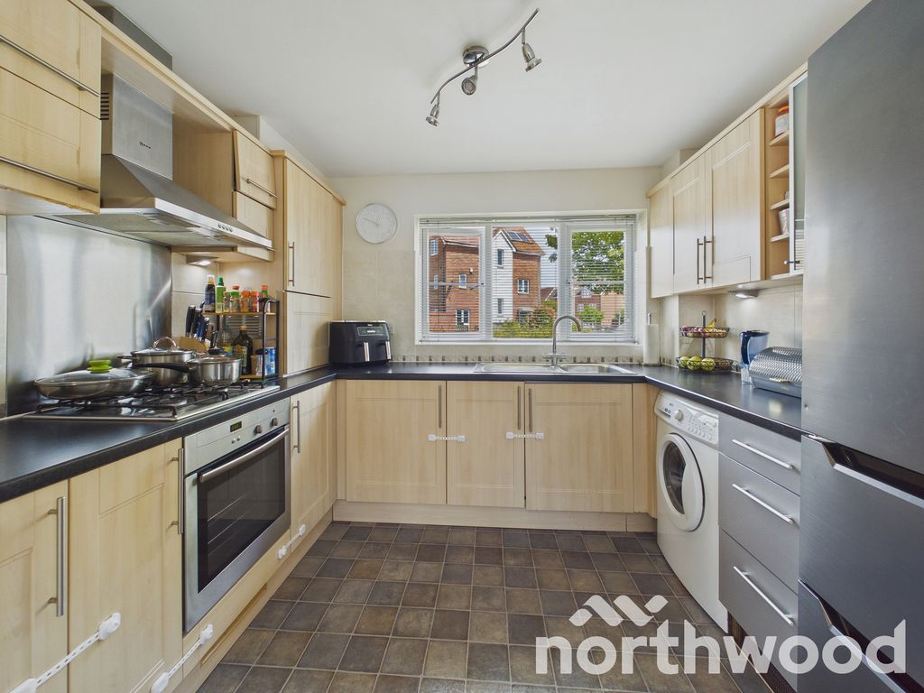 Property photo 3 of 13