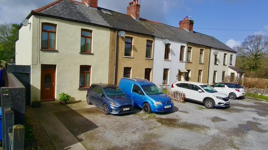 Property photo 3 of 19