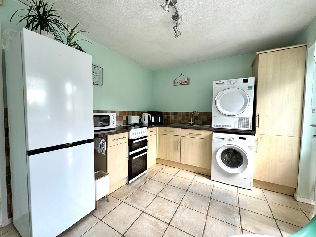 Property photo 2 of 11 Photo 1