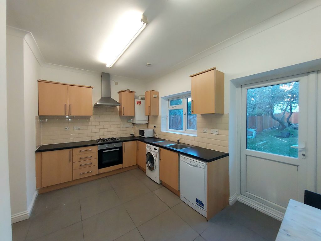 Property photo 3 of 17 Gallery
