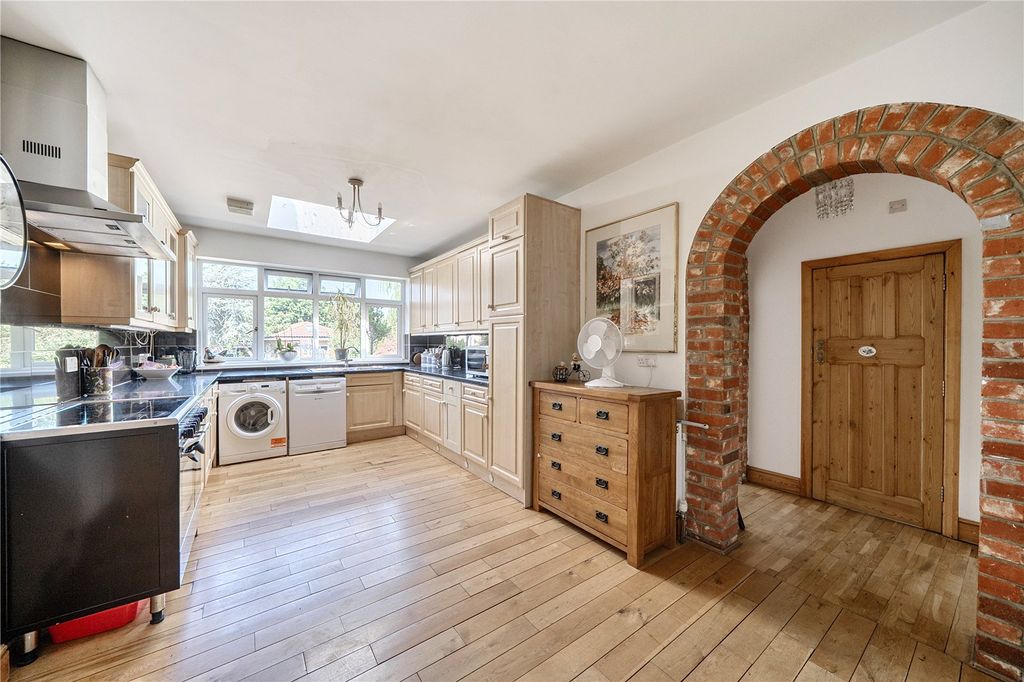 Property photo 3 of 16 Picture No. 03