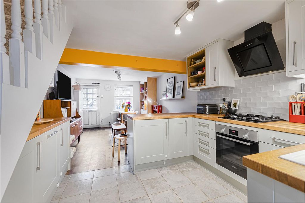 Property photo 3 of 24 25_64539.Jpg