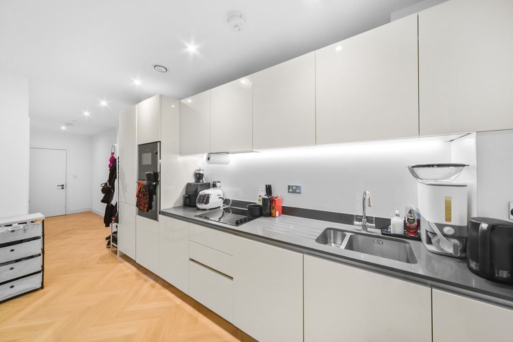 Property photo 3 of 12 Picture No. 10