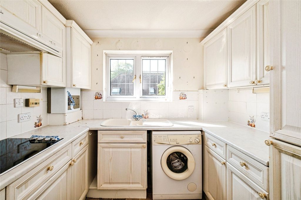 Property photo 2 of 11 Picture No. 08