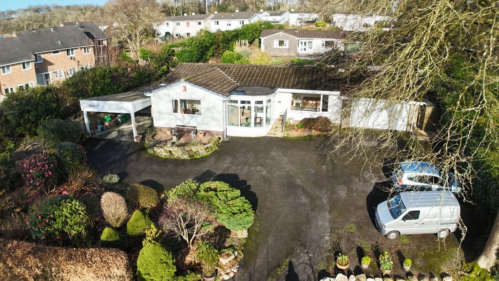 Property photo 1 of 24