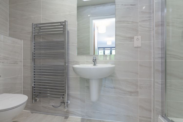 Property photo 2 of 5 En Suite Bedroom C