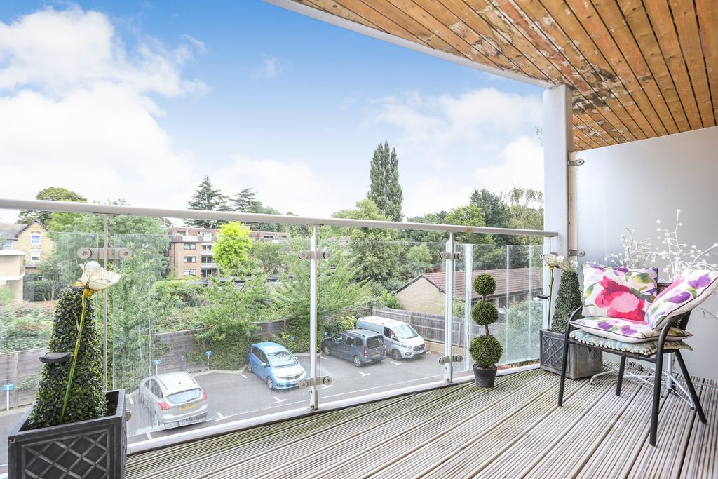Property photo 3 of 17 Balcony