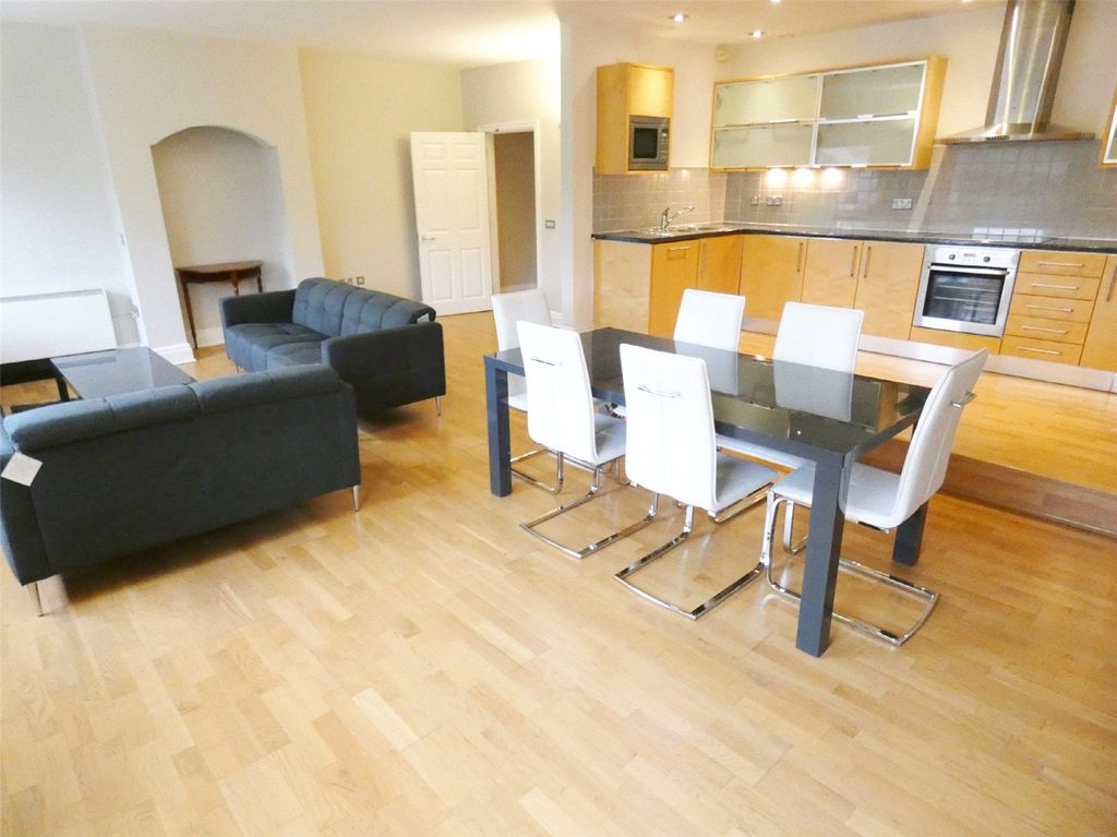 Property photo 1 of 22 Lounge/Diner