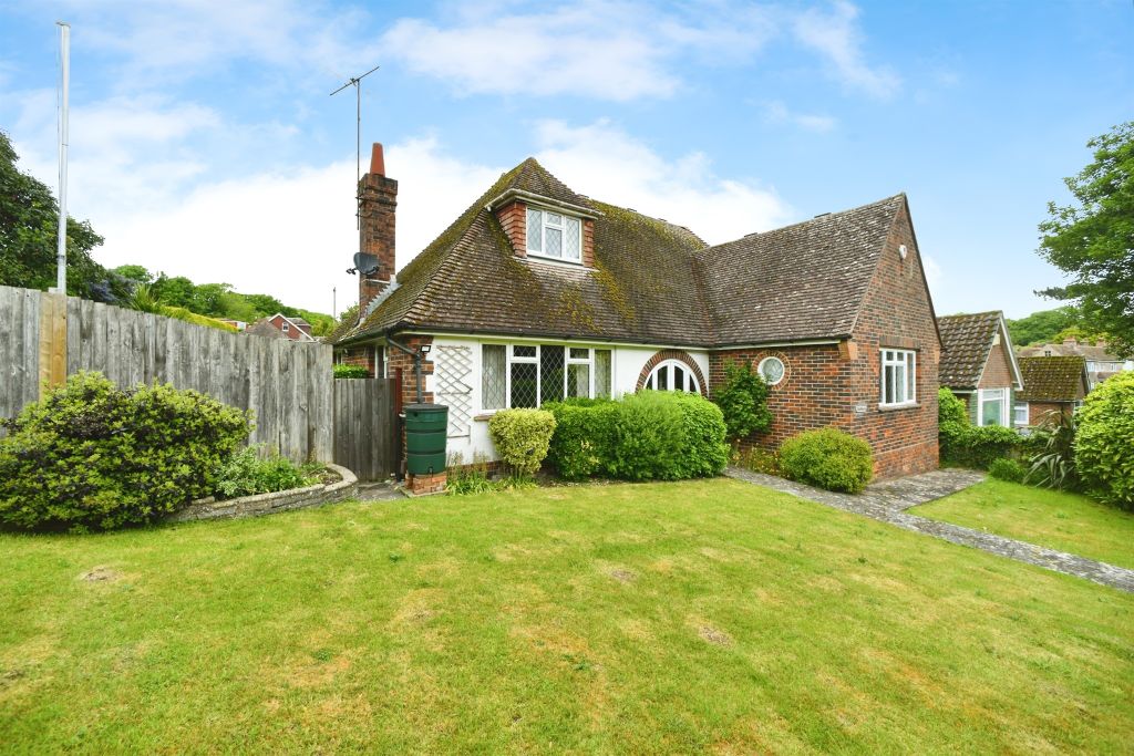 Property photo 1 of 21