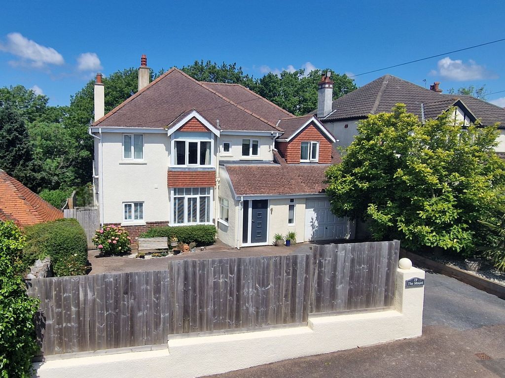 Property photo 1 of 33