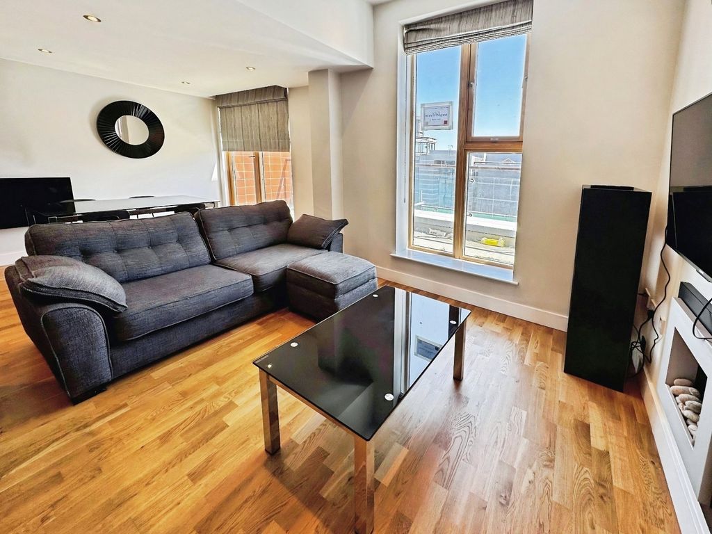 Property photo 1 of 14 Picture No. 17