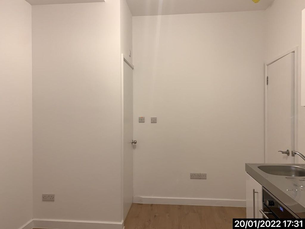 Property photo 1 of 3 Utility Room