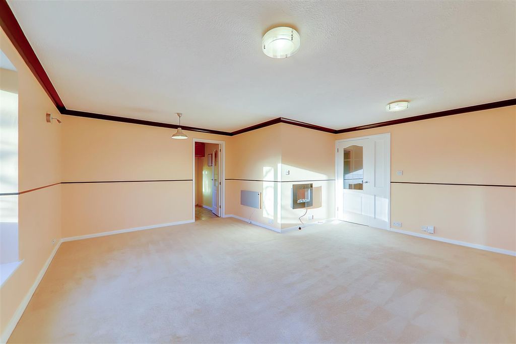 Property photo 3 of 13 Img_4945-Img_4947.Jpg