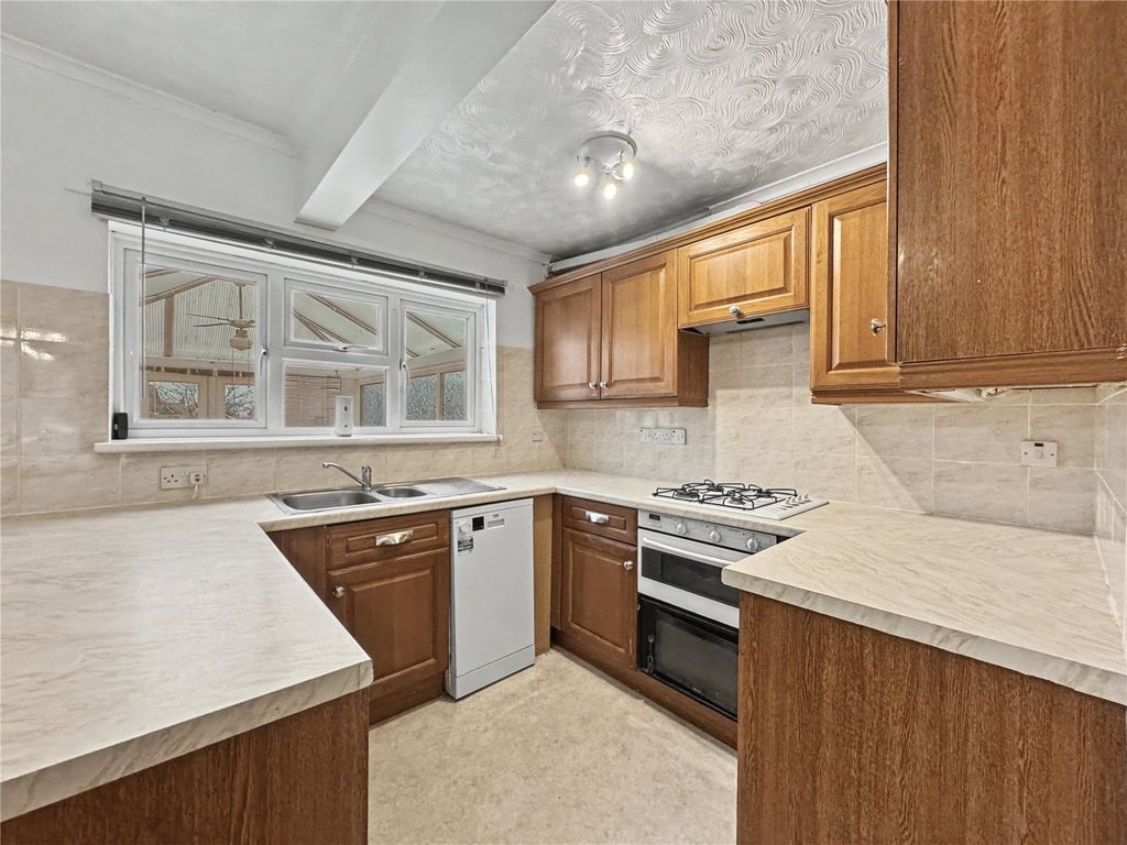 Property photo 1 of 17 Picture No. 06