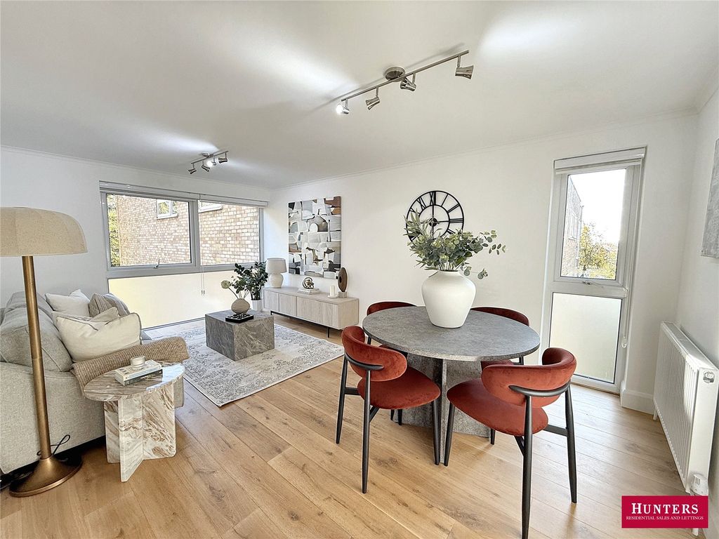 Property photo 1 of 18 Picture No. 12