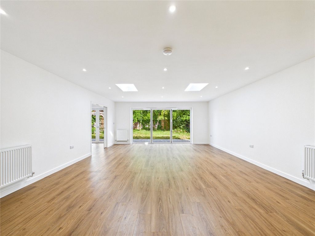 Property photo 3 of 13 3 - Picture No. 03