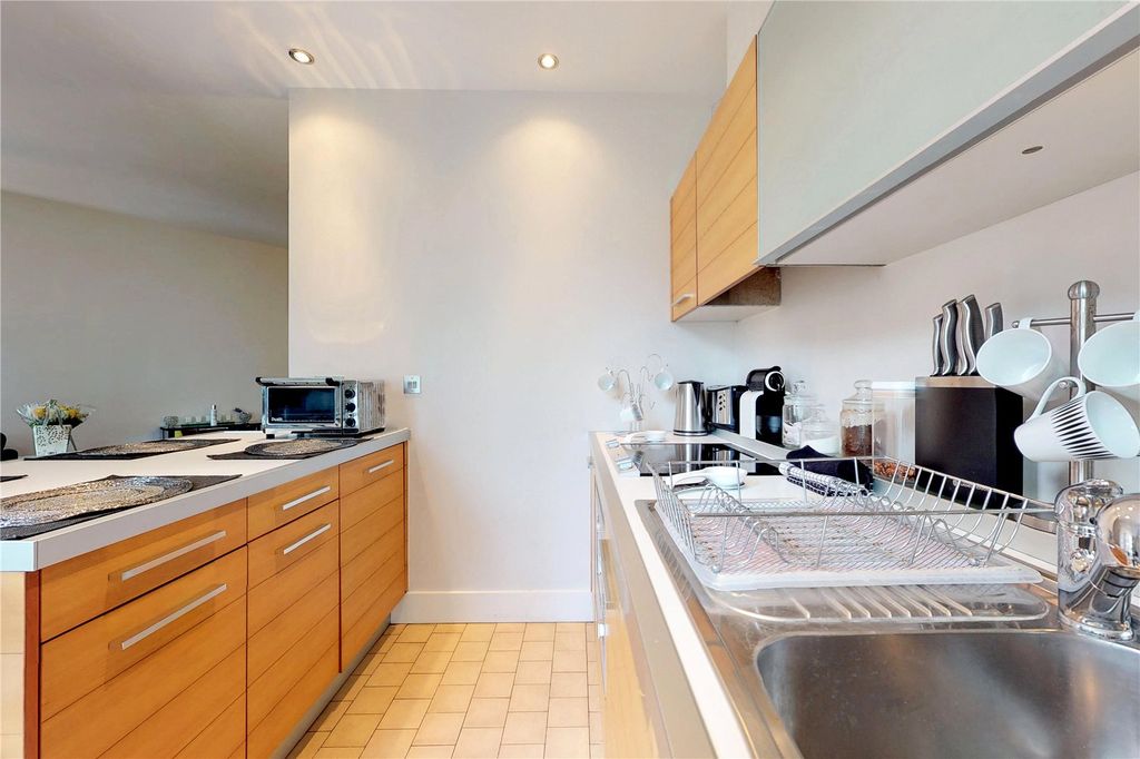 Property photo 3 of 10 Picture No. 10