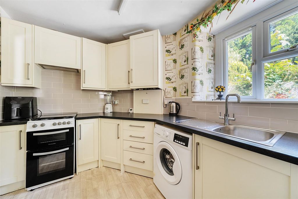 Property photo 3 of 12 1336487-7-6899Cad660Dd7.Jpg