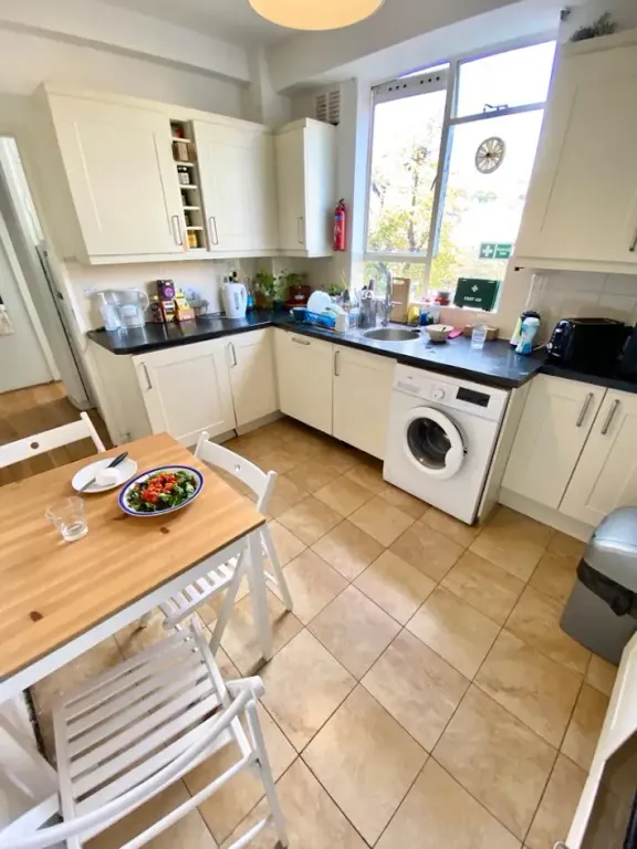 Property photo 3 of 3