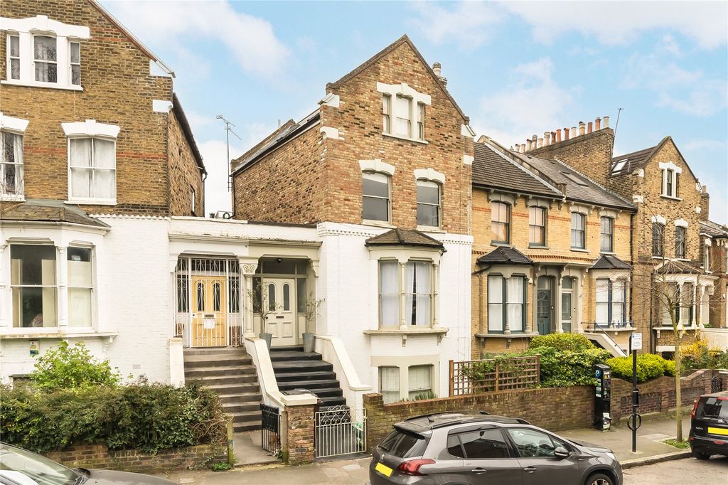 Property photo 1 of 14 Exterior