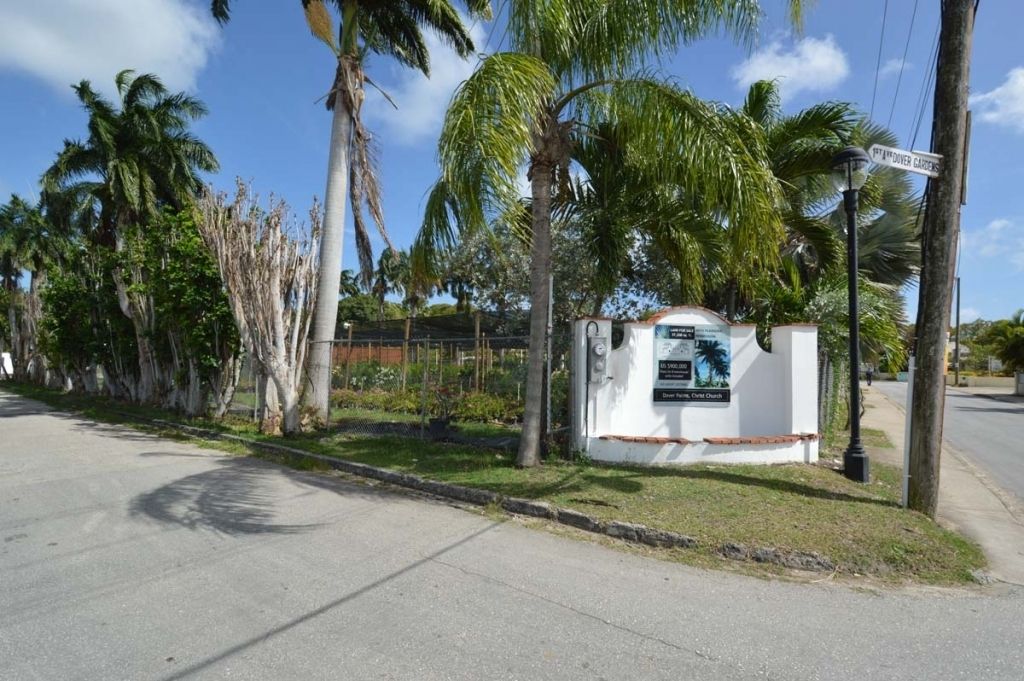 Property photo 1 of 2