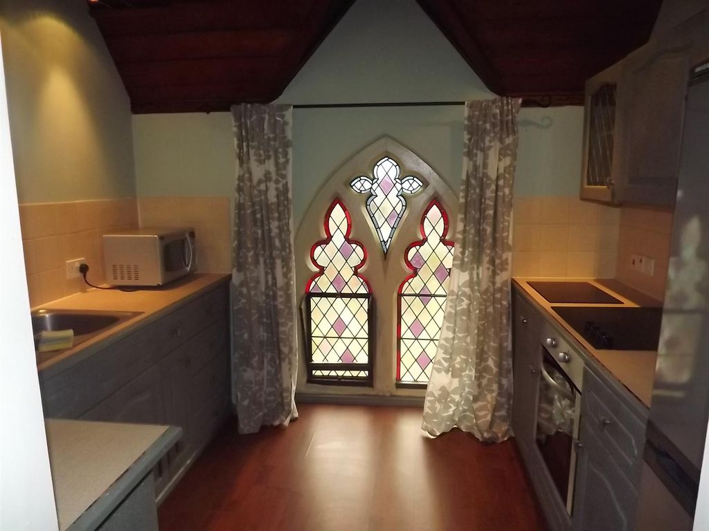 Property photo 3 of 6