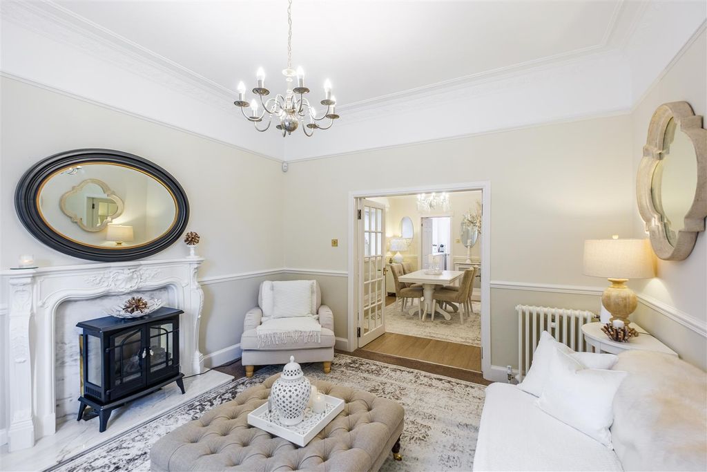 Property photo 3 of 27 Vicars Road-18.Jpg