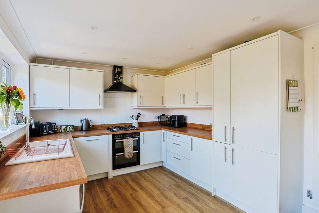 Property photo 2 of 17 Kitchen-Diner