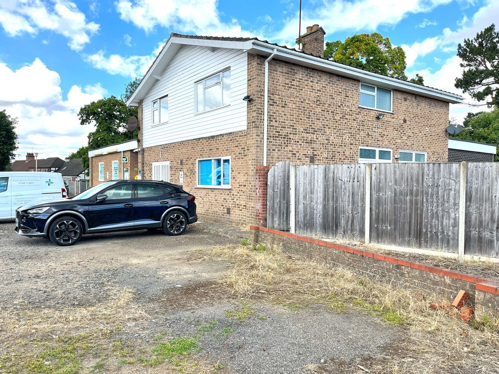 Property photo 1 of 13