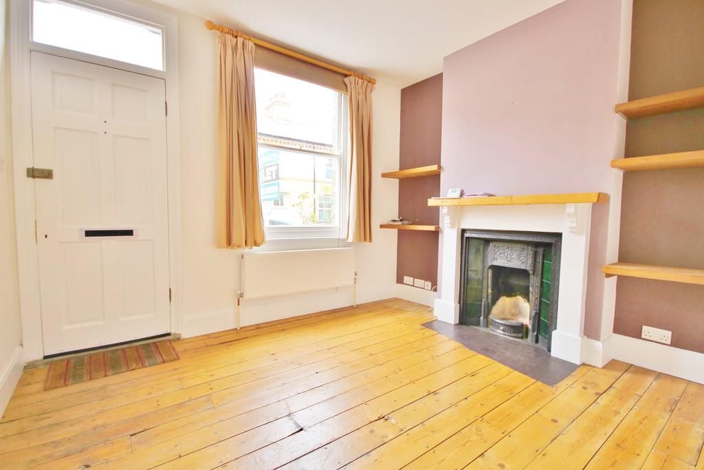 Property photo 2 of 9