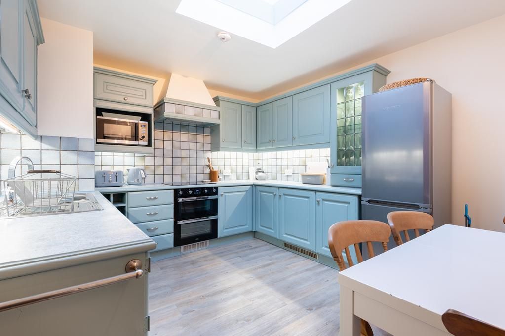 Property photo 3 of 24 Cup1460Seg Dining Kitchen.Jpg