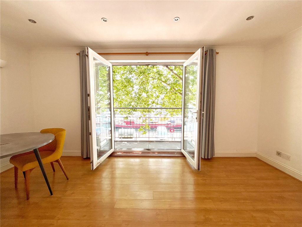 Property photo 2 of 25 Picture No. 36