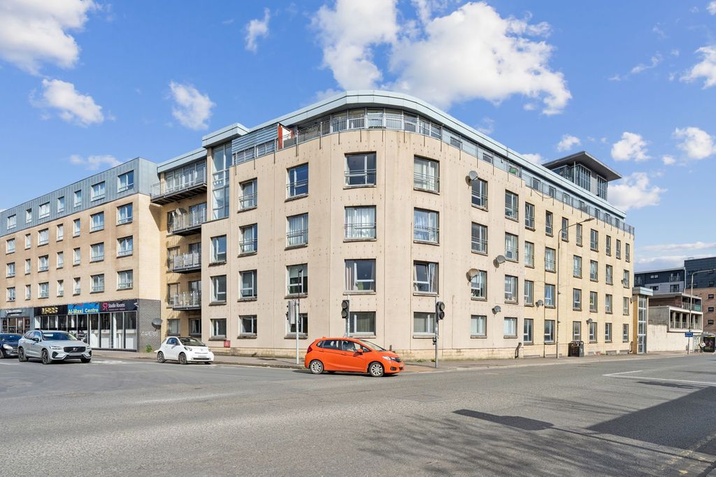 Property photo 1 of 16