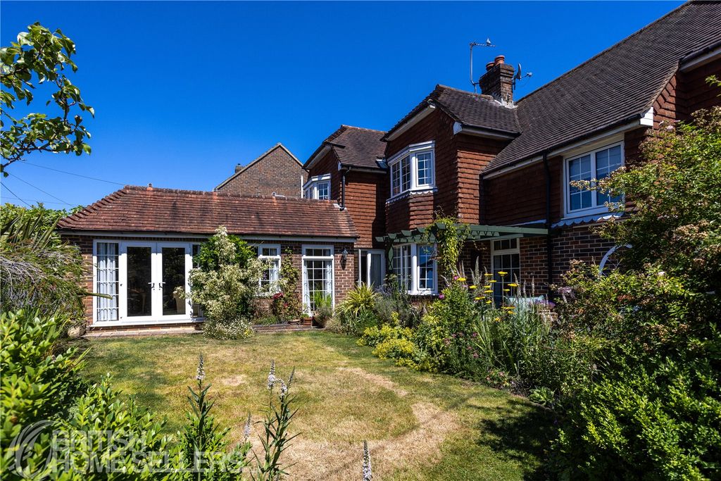 Property photo 1 of 33 Picture No. 77