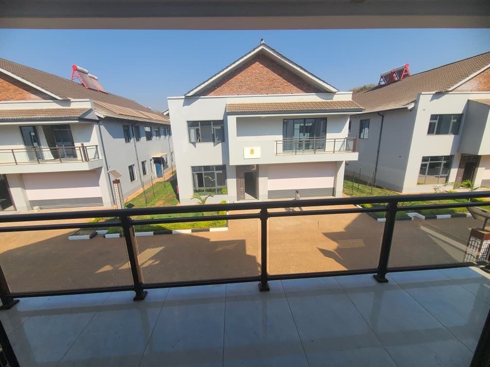 Property photo 1 of 30