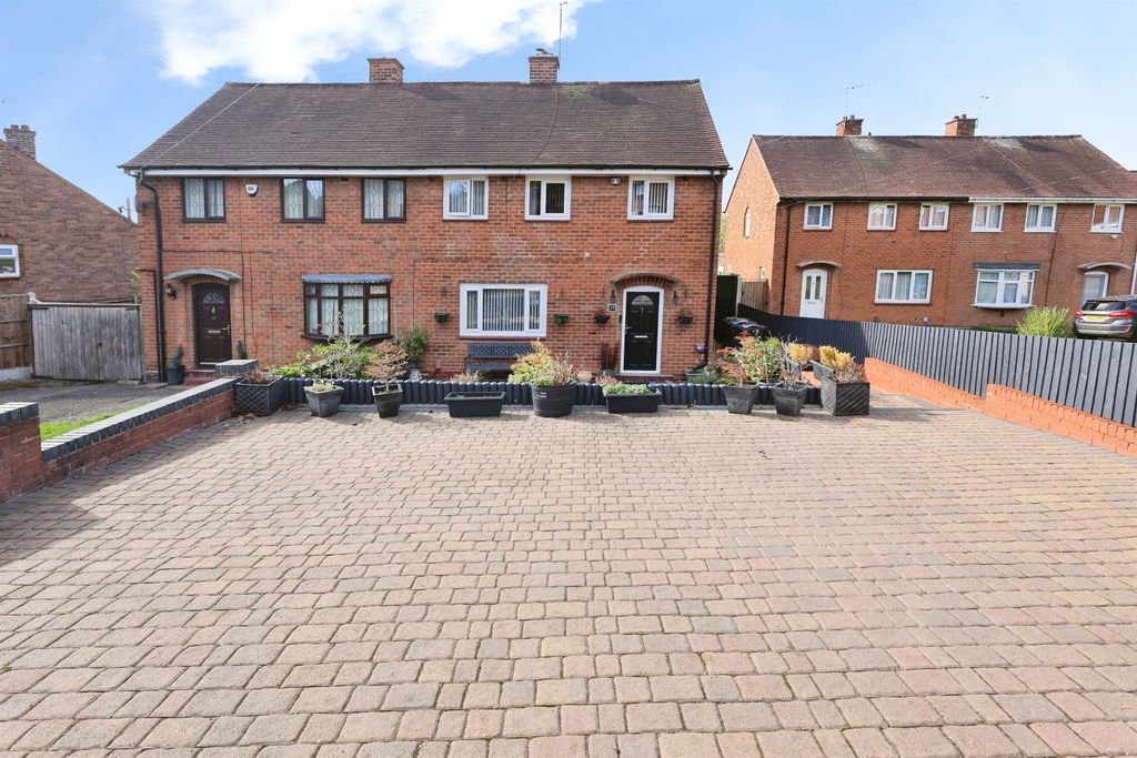 Property photo 1 of 21