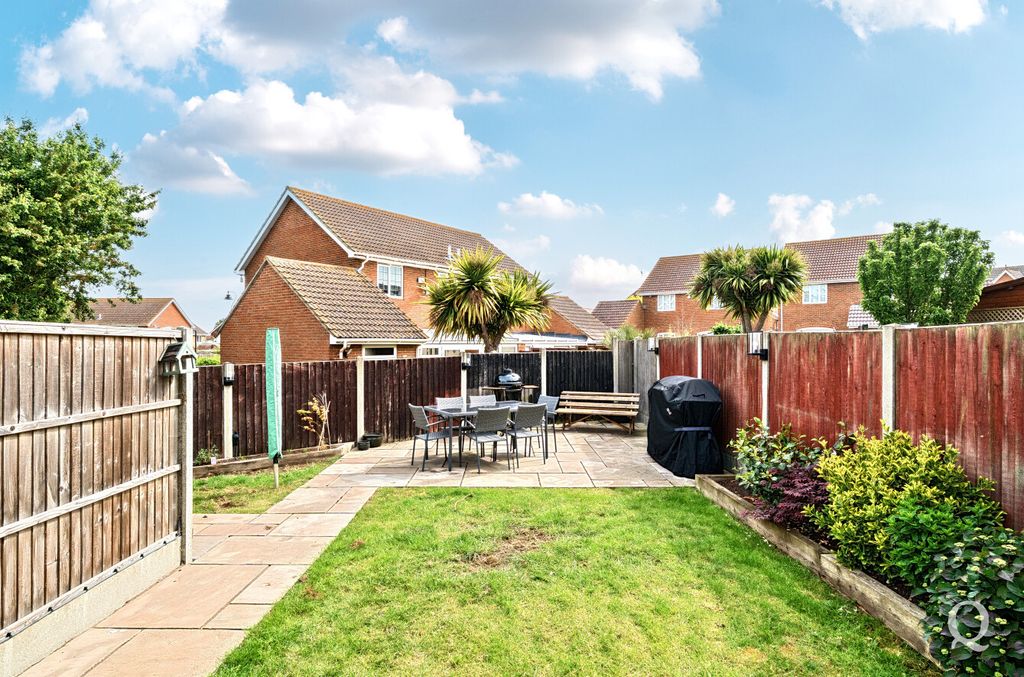 Property photo 3 of 26 92Ae50A3-67d5-47F...
