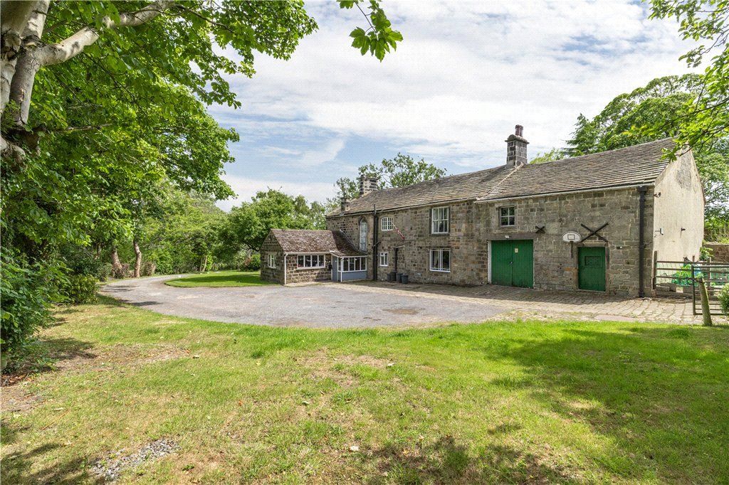 Property photo 1 of 28 Moss House Rear