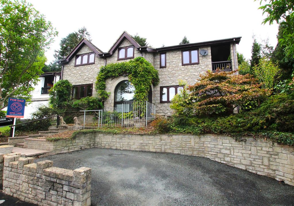 Property photo 1 of 27 Outside.Jpg
