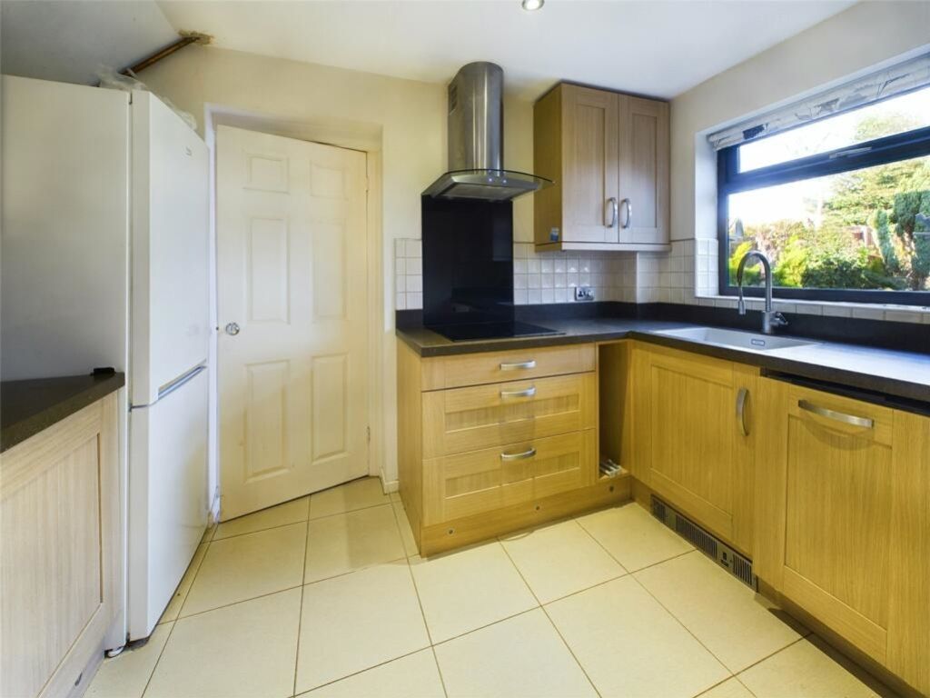 Property photo 2 of 14 Jayne Kitchen