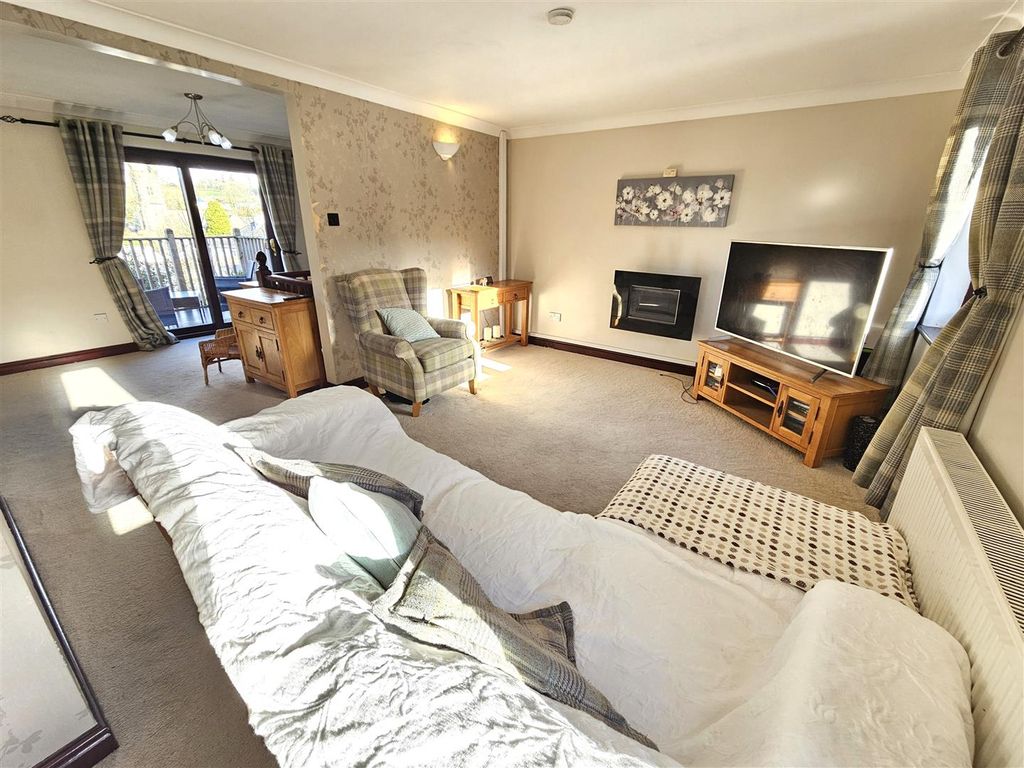 Property photo 2 of 24 Living And Family.Jpg