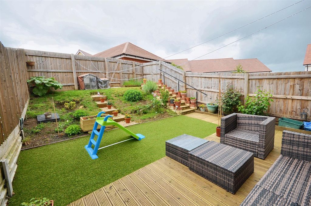 Property photo 2 of 10 Rear Garden