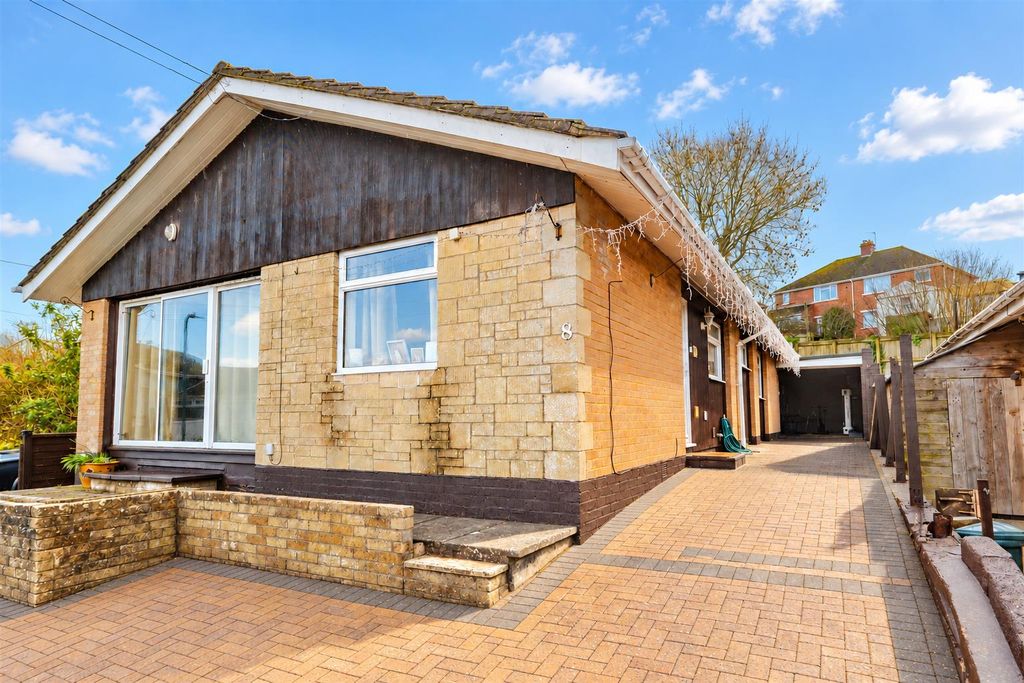 Property photo 1 of 27 A529A75E-0B0F-4Ed6-B9F9-59295Be727B4.Png