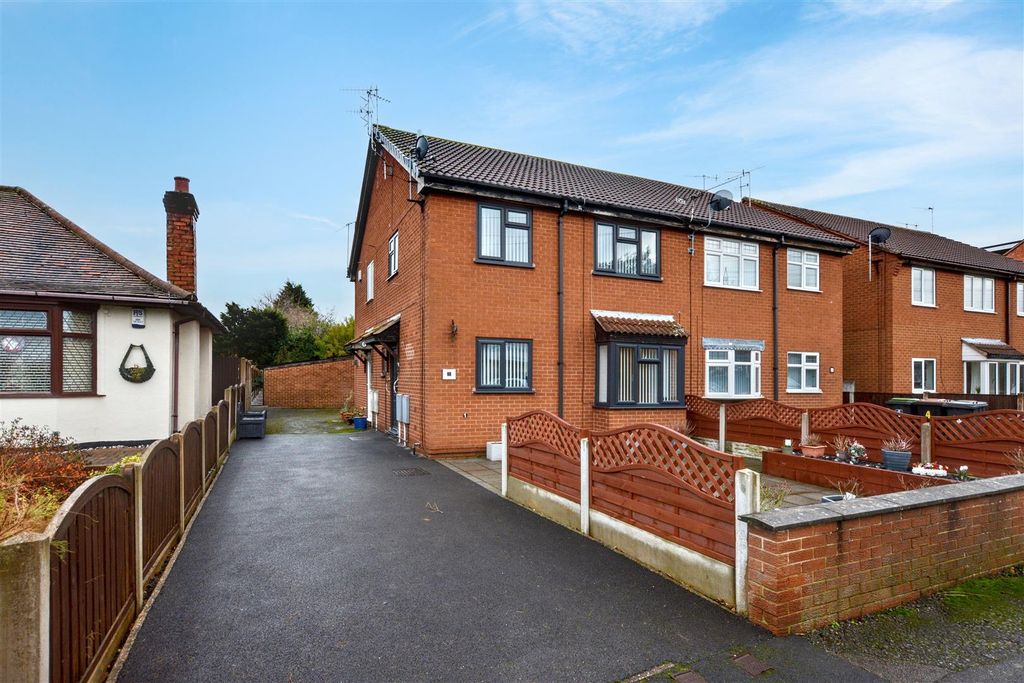 Property photo 1 of 16 Front.Jpeg